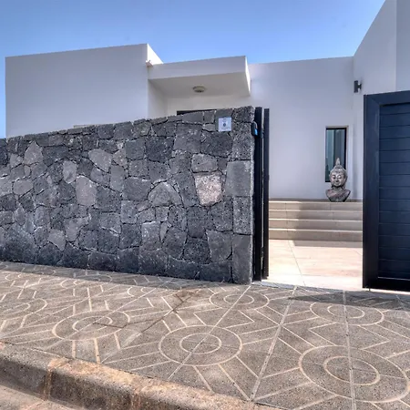 White House - Fire Pit And Private Pool By Lanzarote * פוארטו קאלרו