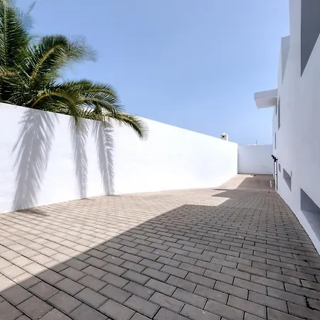 White House - Fire Pit And Private Pool By Lanzarote